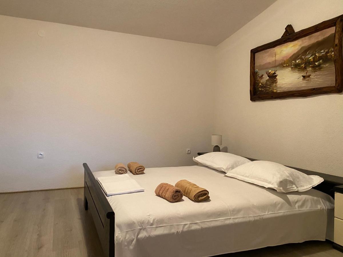 Summer Breeze Baska Voda Ngoại thất bức ảnh
