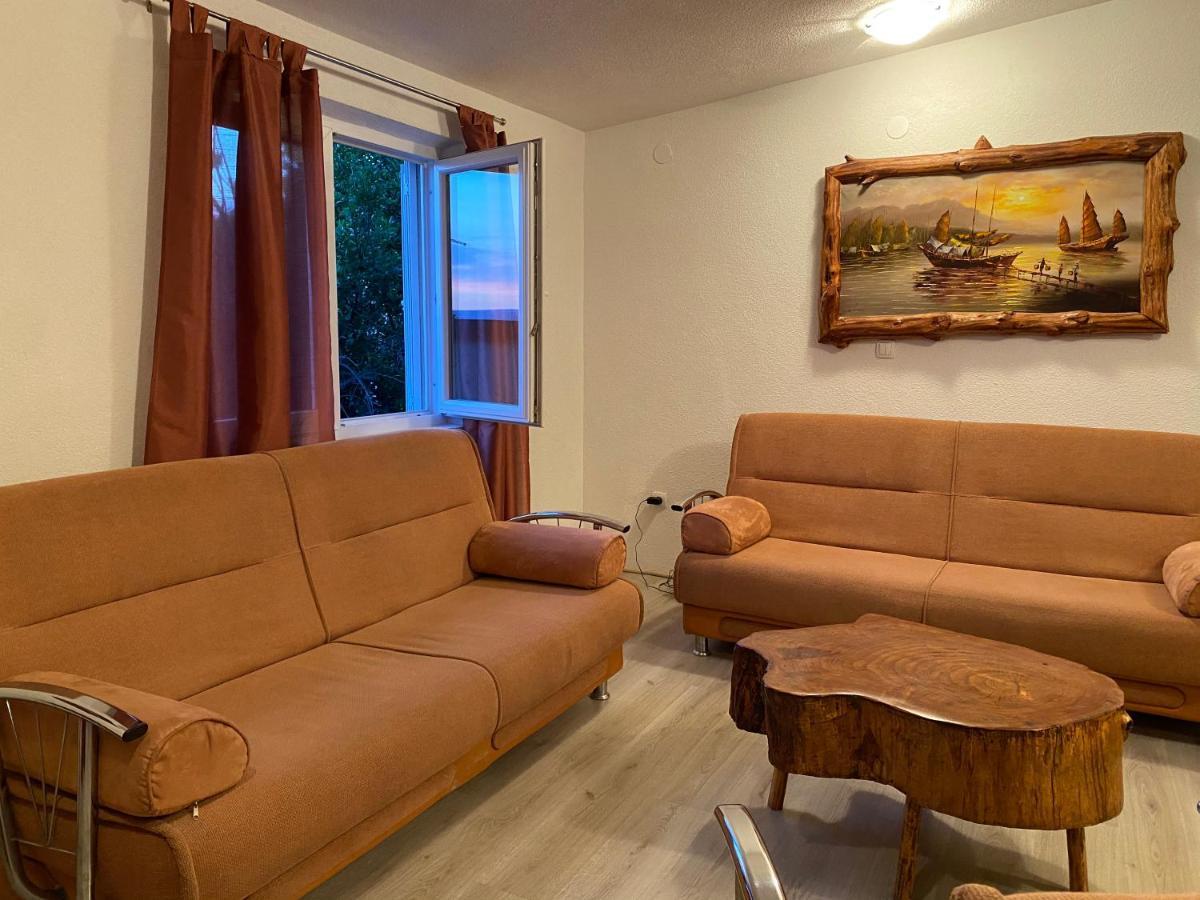 Summer Breeze Baska Voda Ngoại thất bức ảnh